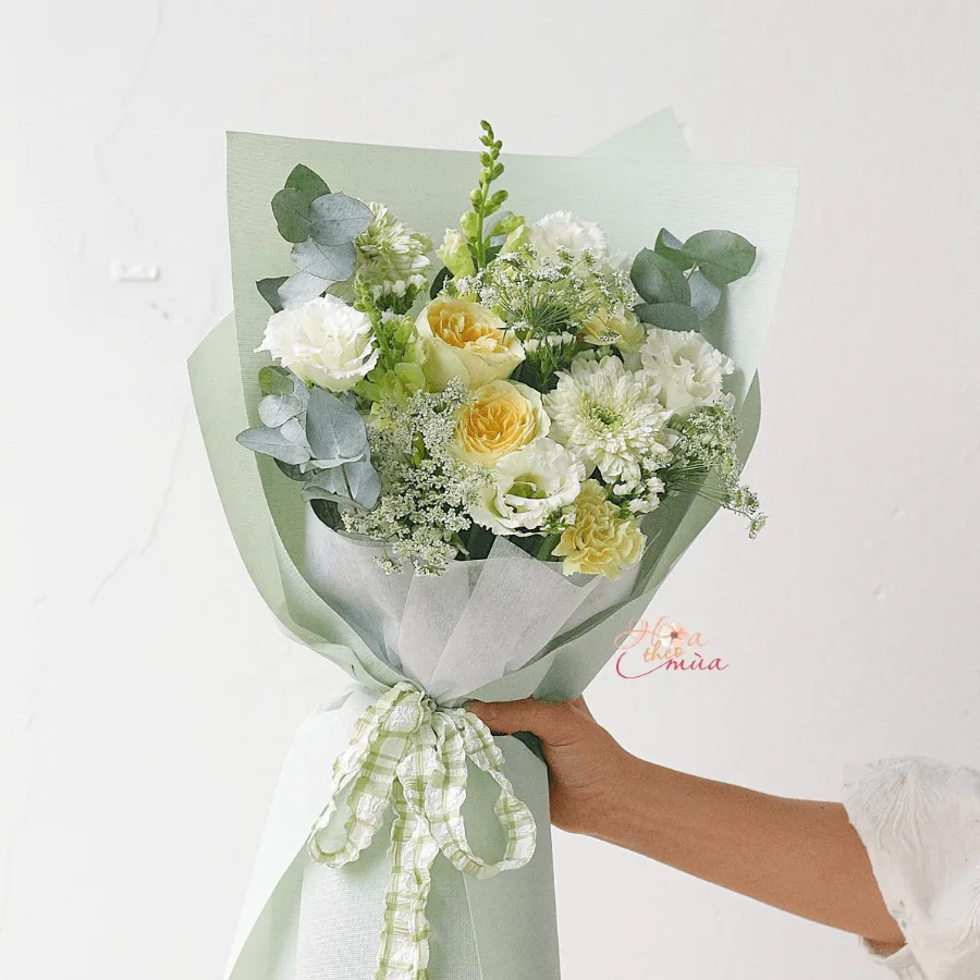 Bó hoa sinh nhật mẫu 06 – Tone cam vàng